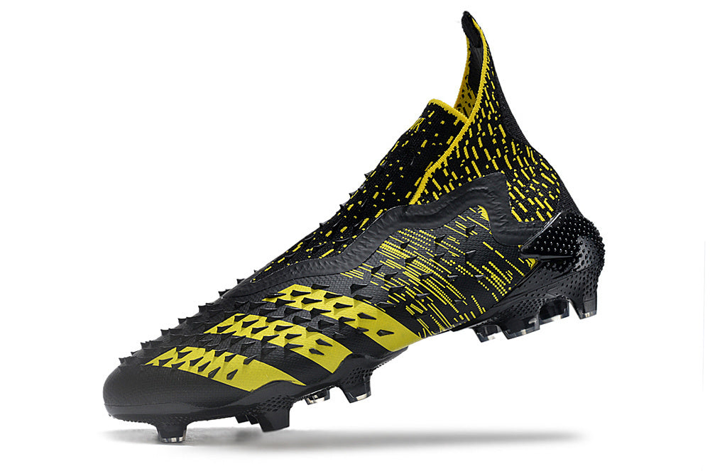 PREDATOR FREAK FG